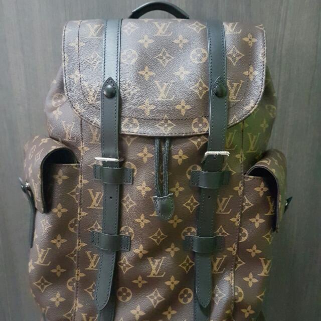 Louis Vuitton Tan Vachetta Leather Christopher Straps Pocket Gm Backpack  Auction