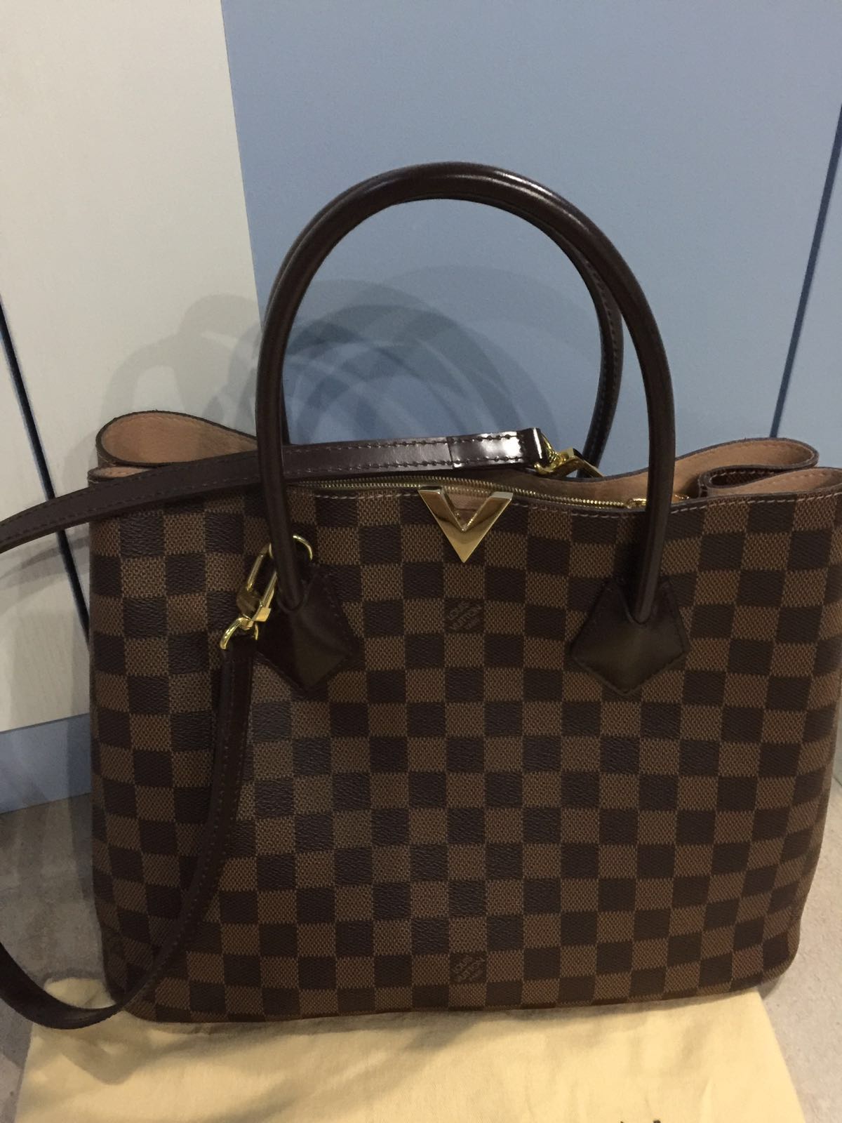 N Kensington Damier Ebene Louis Vuitton Handbag Luxury On Carousell