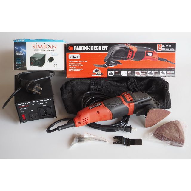 Black and Decker power tool, BD200MTB 2.5 Amp Oscillating Multi-Tool (for  sanding, cutting, scraping, and grinding, with speed settings and a tool-free  release feature)., Furniture  Home Living, Home Improvement 