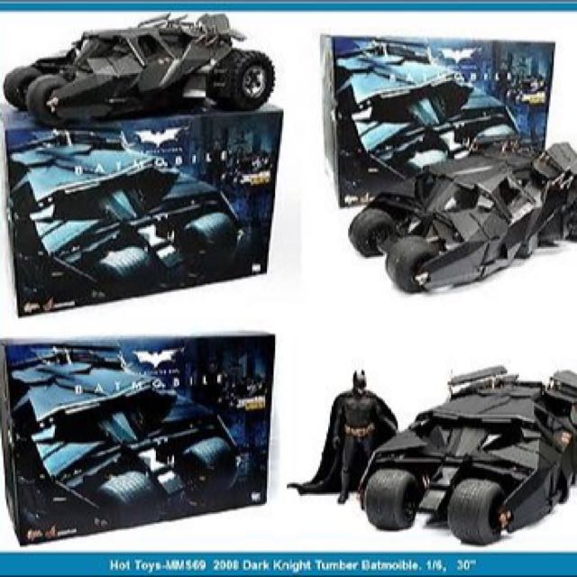 Réplique 1/6ème de la Batmobile (Tumbler) dans Batman Begins par Hot Toys