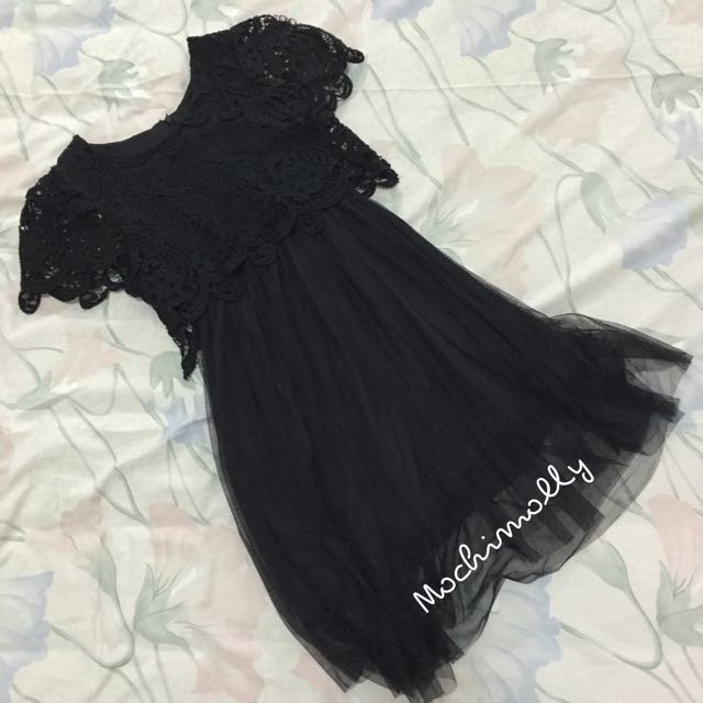 simple black party dress