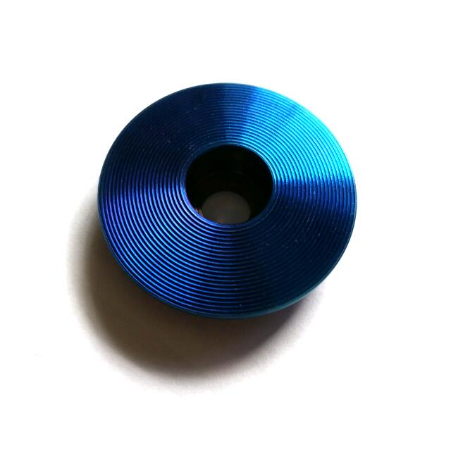 Titanium Stem Cap (Category: Bicycles) located in Singapore. Submitted by blinkmybike (Listing ID 64128963, Image 2). Description: Titanium headset cap @ $25.