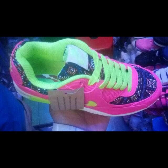 Sepatu Nike Airmax Cewek Olahraga Running Lari Jogging Murah