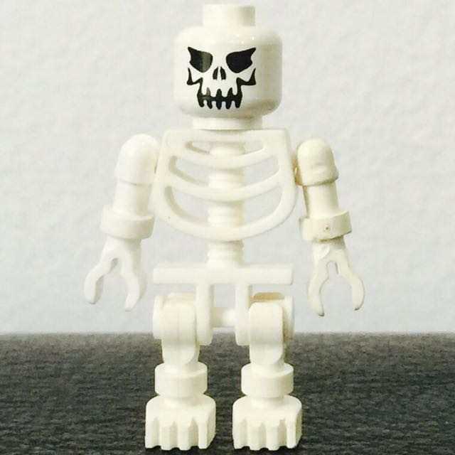 lego skeleton figure