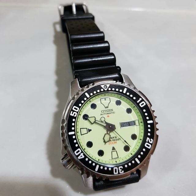 Citizen full best sale lume diver