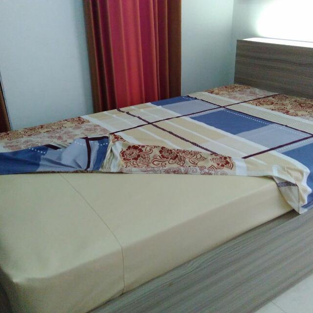 Sprei Kulit Sintetis Anti Air Pelindung Kasur Perabotan Rumah Di