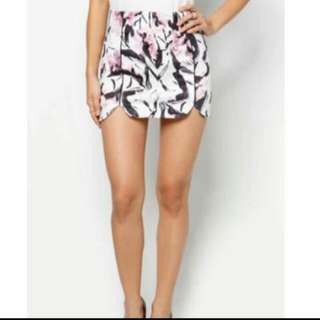 Zalora Printed Fitting Hem Skirt Size M