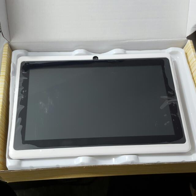 Android Tablet, Mobile Phones & Gadgets, Tablets, Android on Carousell