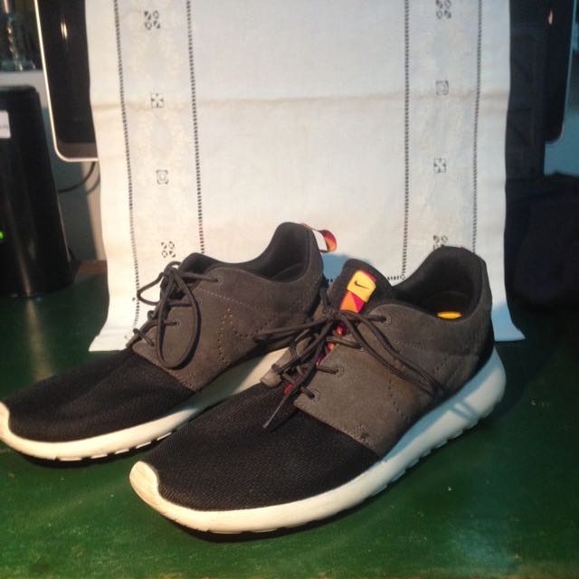 nike roshe run mid winter - men's