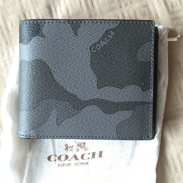 Nwt Coach Men Wallet Coated Canvas Leather Fog Grey Camo Christmas Gift Men S Fashion Bags Wallets On Carousell