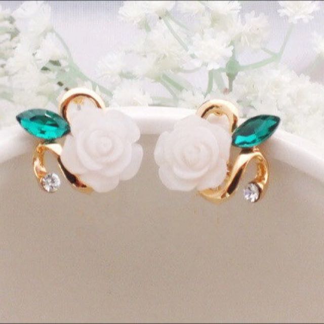 White rose clearance earrings