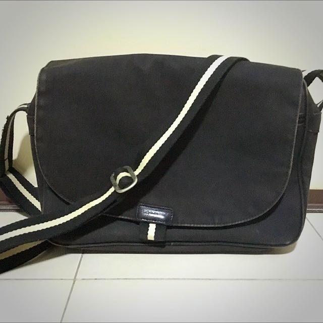 Authentic Agnes B Voyage Sling Bag Women S Fashion Bags