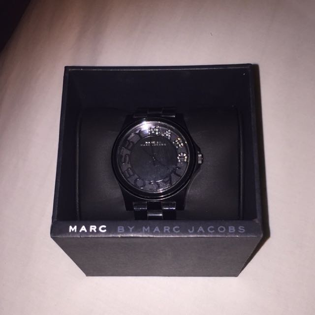 Black Marc Jacobs Watch Women S Fashion Watches On Carousell