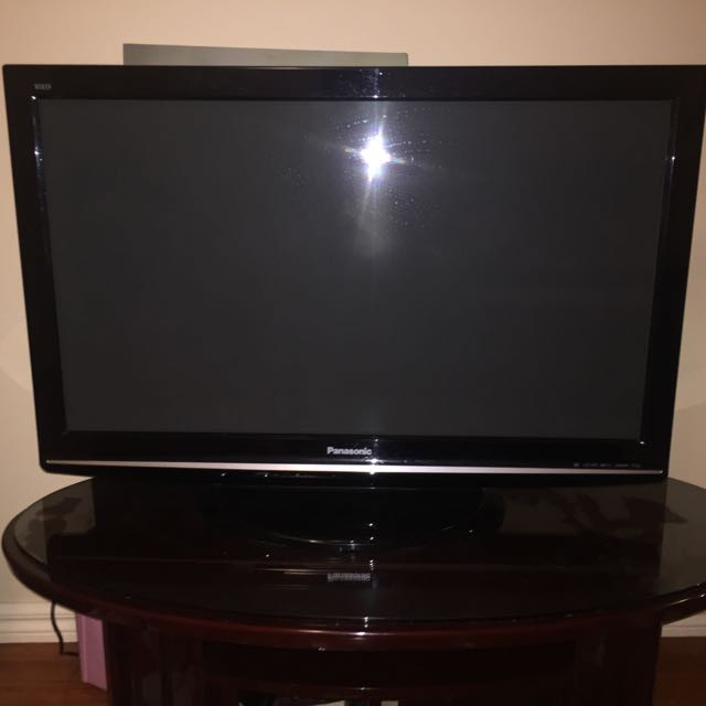 PENDING Panasonic Viera THP42S10A 42'' 1080p Full HD Plasma TV