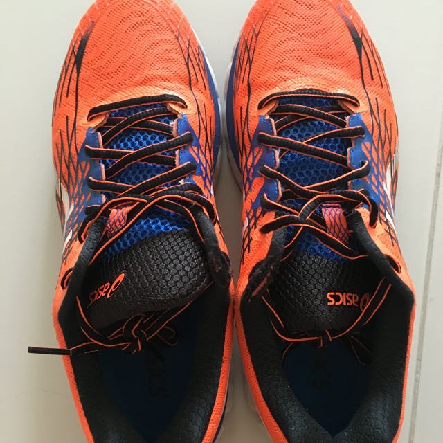 asics nimbus size 9