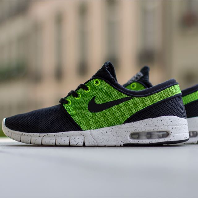 buy nike janoski max