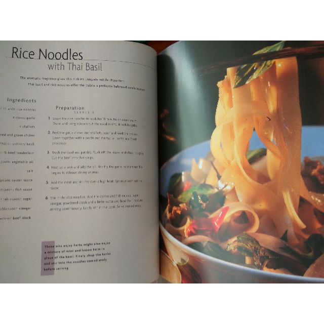 Cookbook Wok (Category: Cookware & Accessories) located in Quezon City. Submitted by therosa (Listing ID 65093123, Image 3). Description: .