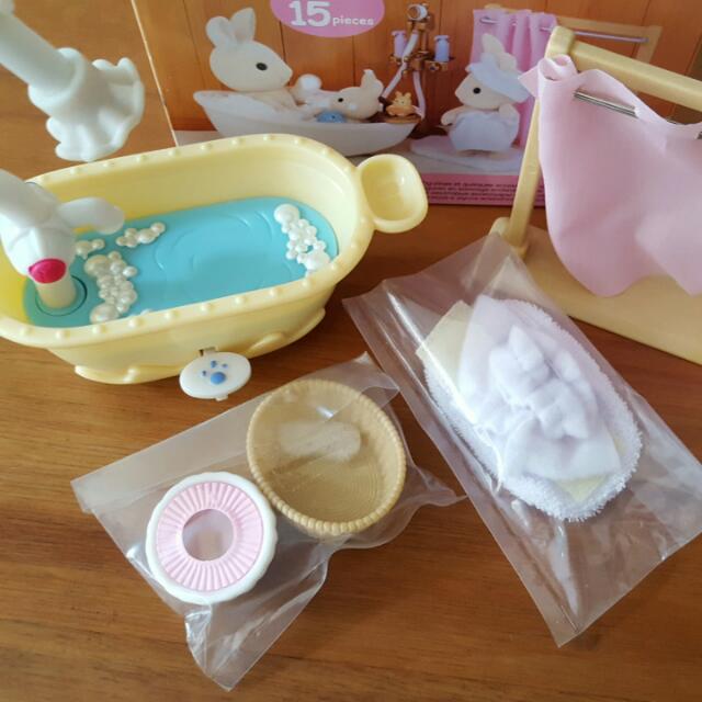 Littlest Pet Shop Bathtub Sylvanian Bath Shower Set, Hobbies & Toys