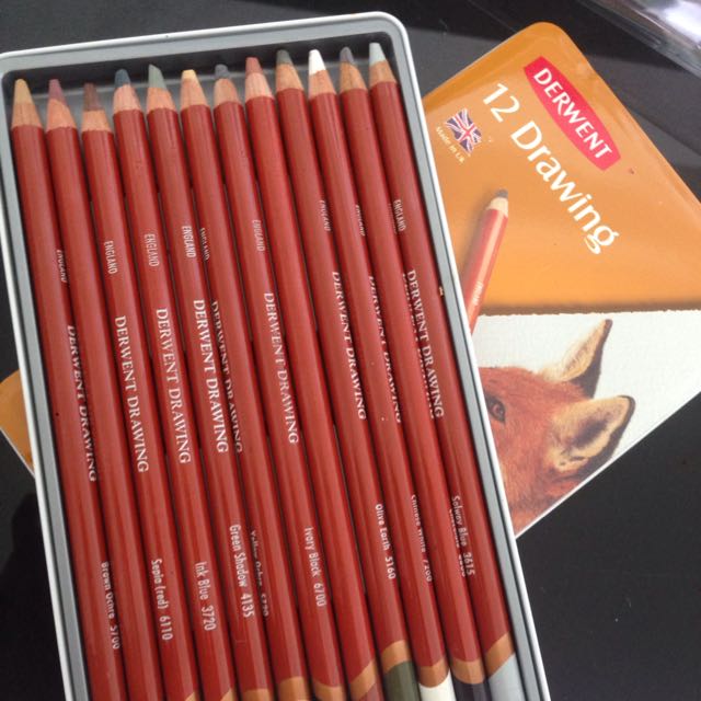 Made In Uk Derwent 12 Soft Drawing Pencils Design Craft Craft