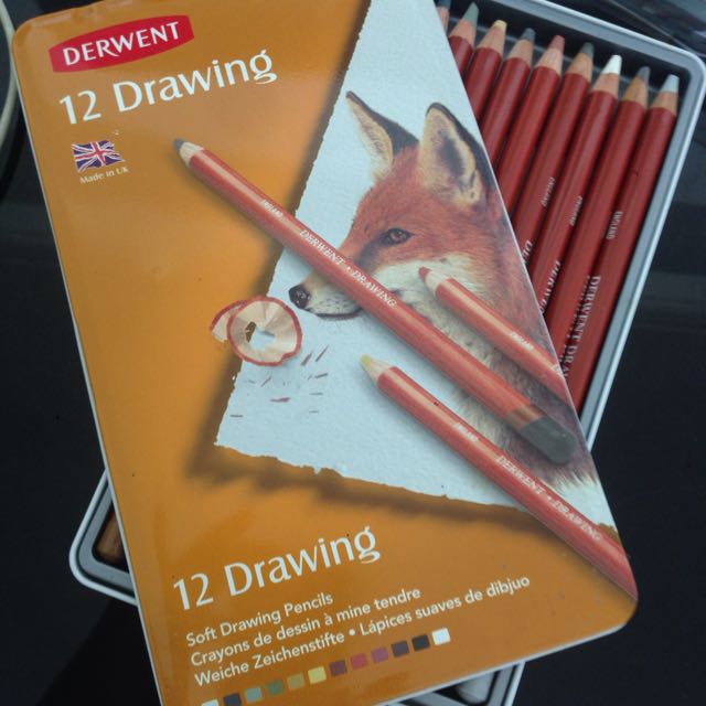 Made In Uk Derwent 12 Soft Drawing Pencils Design Craft Craft