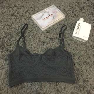 Gilly Hicks Bralettes 炭灰 蕾絲小可愛 胸罩