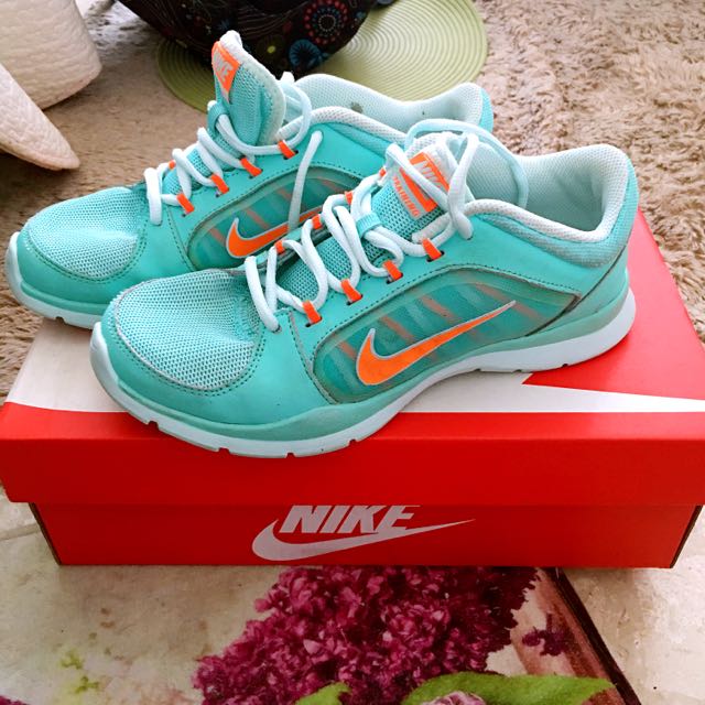 Nike 643083 on sale