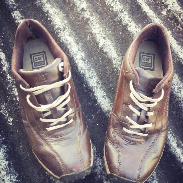 Sepatu Caterpillar Cat Ori Men S Fashion Men S Footwear On Carousell