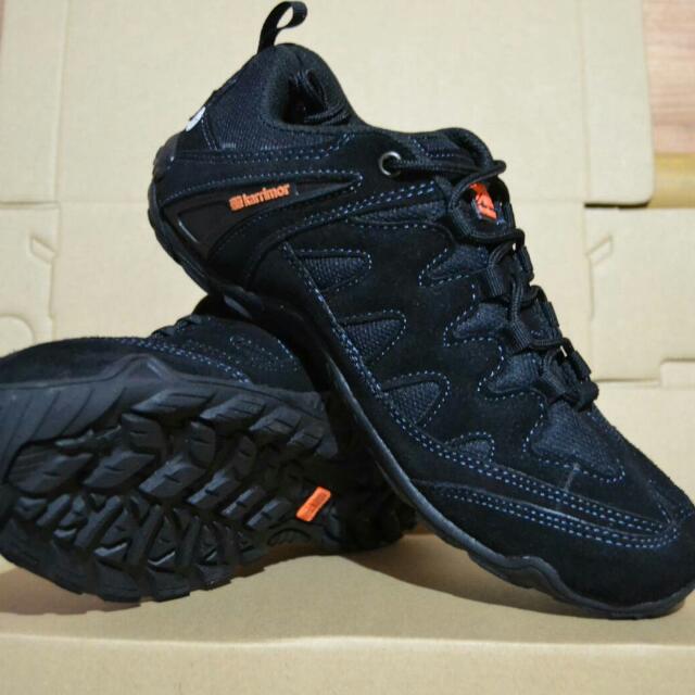 Sepatu Karrimor Gunung Tracking Hiking Bikers Cowok Fesyen Pria Sepatu Di Carousell
