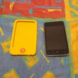 Ipod Touch 1st Gen (8gb) + Silicon Case