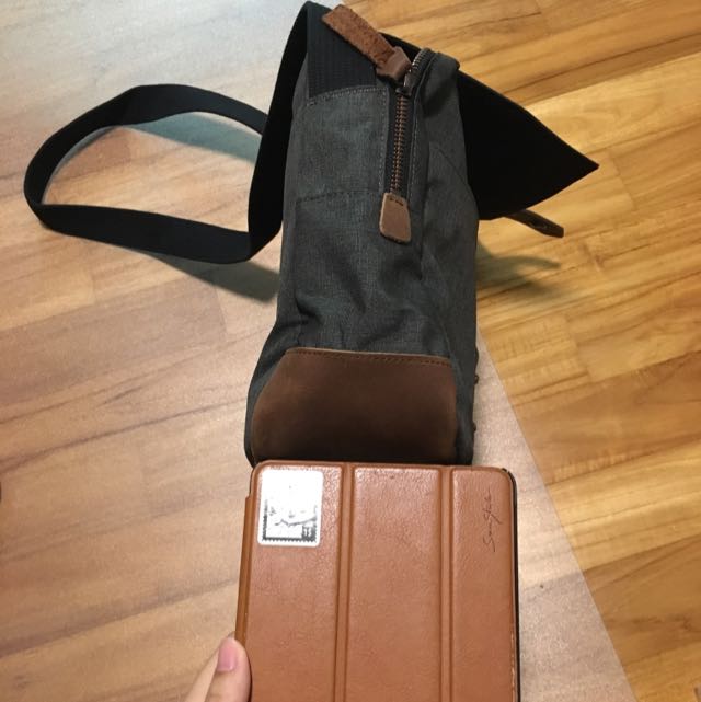 BNWT Timbuk2 Sunset Satchel OS Black Men s Fashion Bags Sling Bags on Carousell