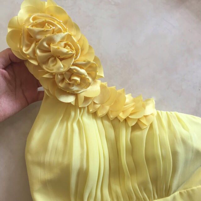 Jane Norman Pastel Yellow Prom Dress