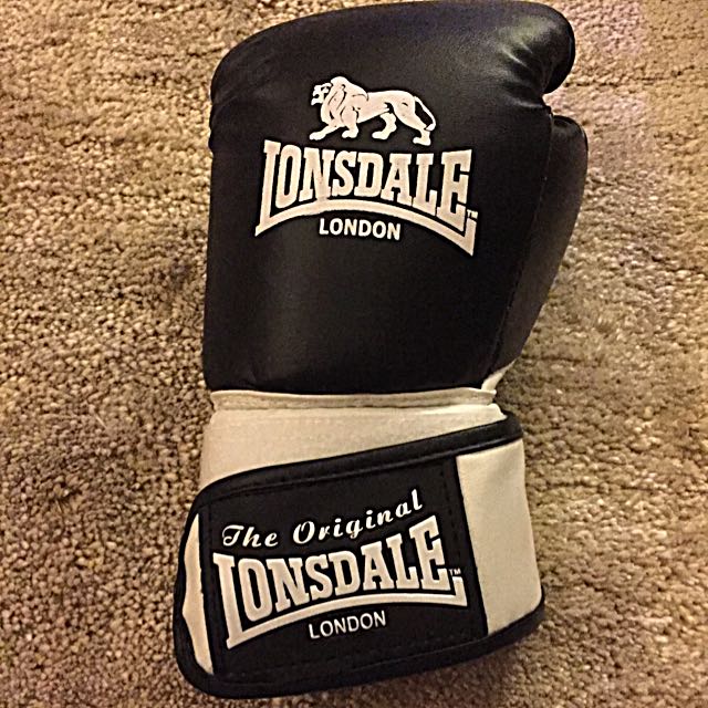 lonsdale london boxing gloves