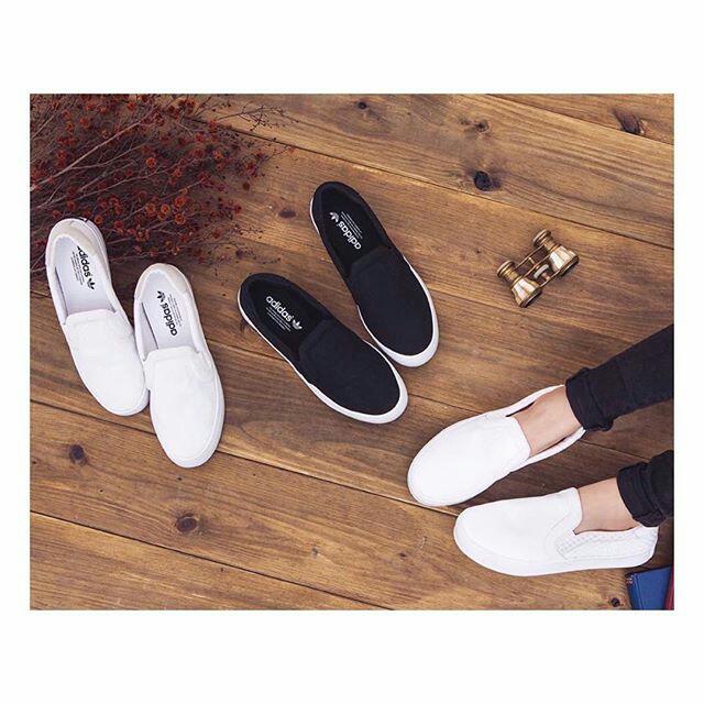 Sepatu Adidas Courtvantage Slip On W White Women Casual Trainers Shoes S75171 Women S Fashion Women S Shoes On Carousell