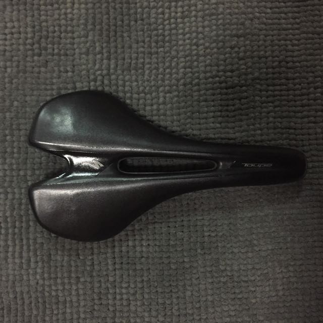 specialized toupe expert saddle