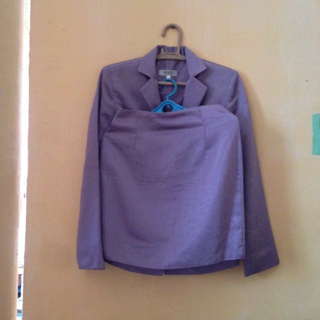Blazer With Skirt (Category: Skirts) located in Manila. Submitted by jdn65 (Listing ID 65444485, Image 3). Description: .