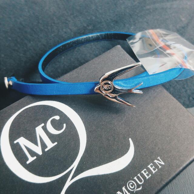 BN Alexander McQueen Swallow MINI Bracelet Women s Fashion
