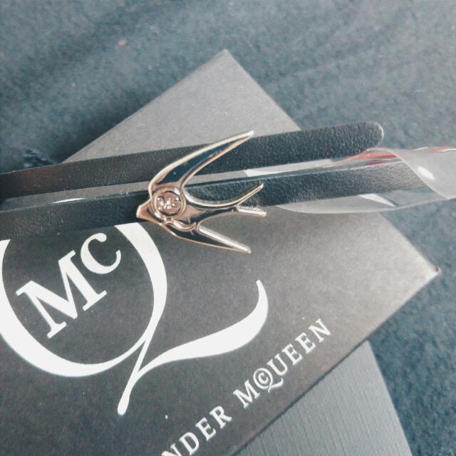 Alexander mcqueen hotsell swallow bracelet