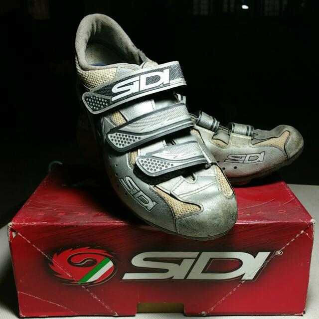 Mec discount mtb shoes