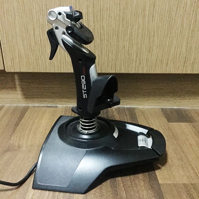 Saitek ST290 Pro, Audio, Headphones & Headsets on Carousell