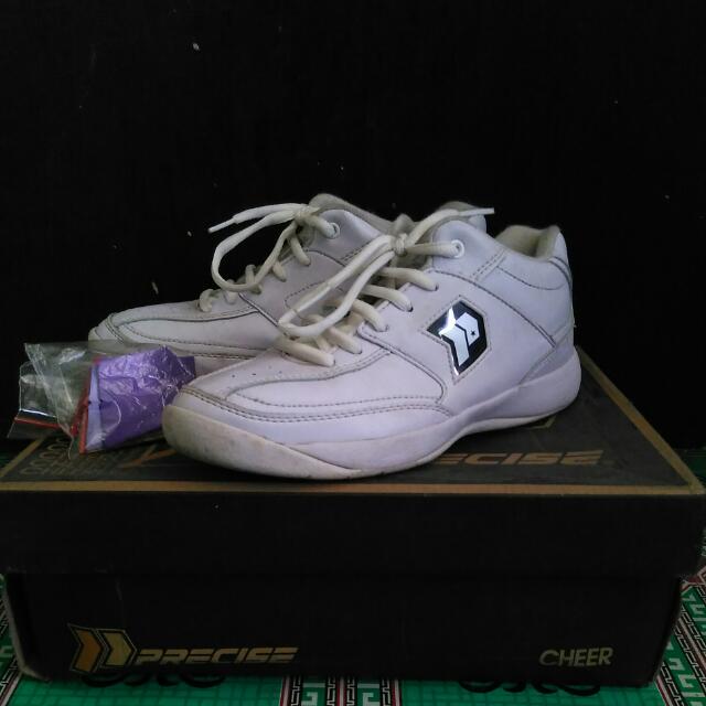 Sepatu Cheers Merk Precise Fesyen Wanita Sepatu Di Carousell