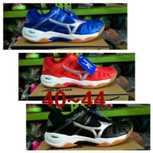 sepatu sport mizuno