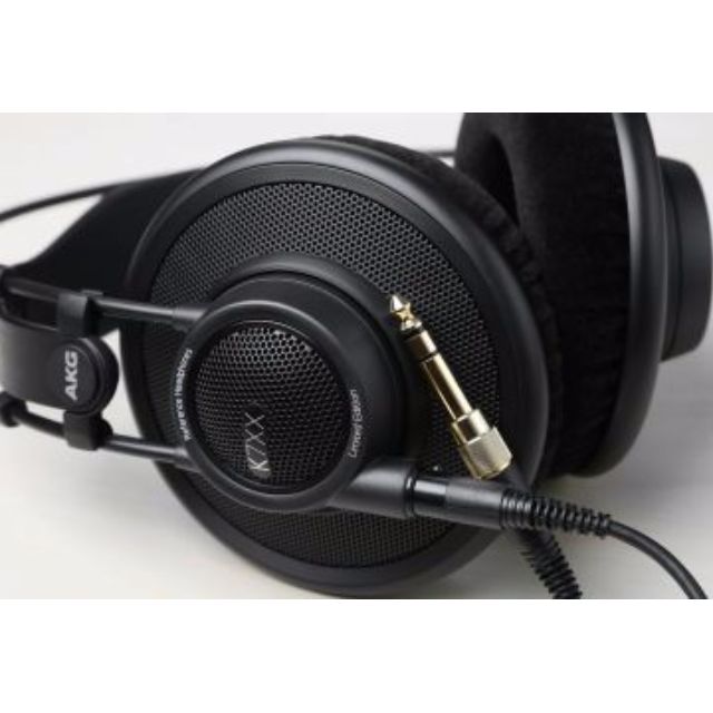 AKG7XX Black BNIB