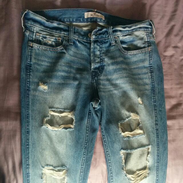 Hollister boyfriend jeans store