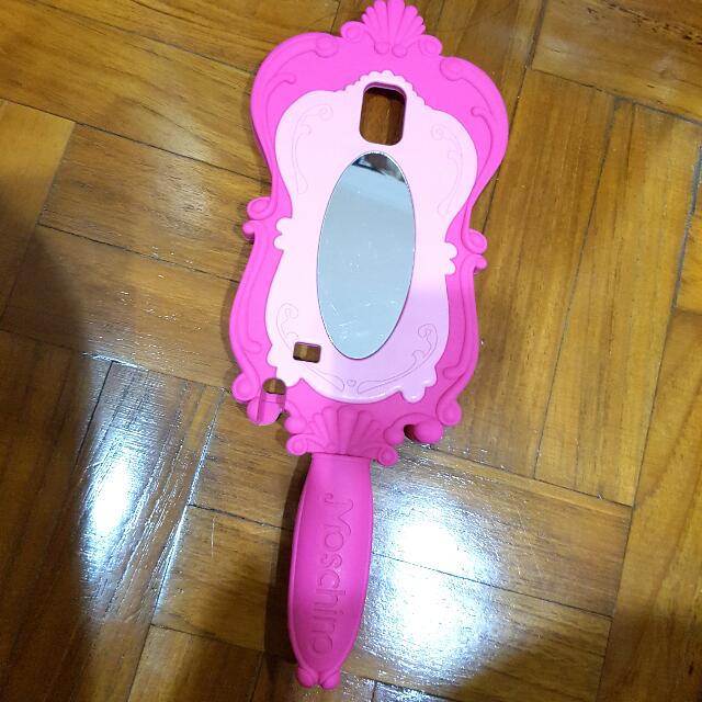 moschino handphone cover