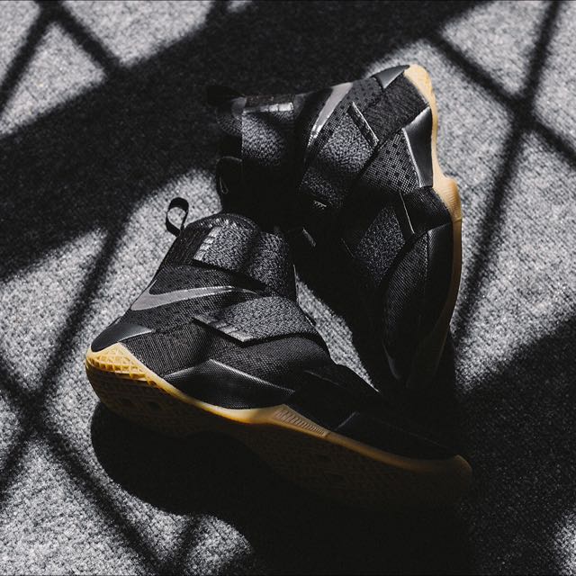 Lebron soldier black gum shop