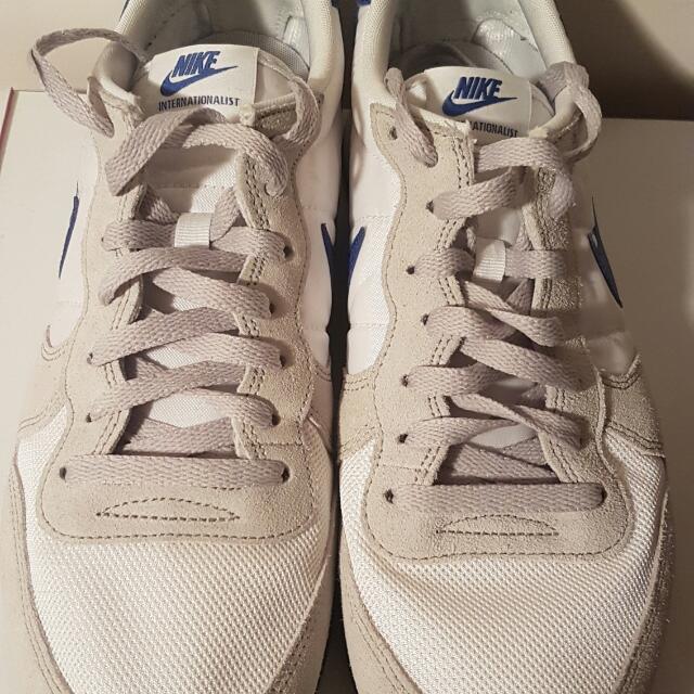 Nike Internationalist Size US 11 Condition 9 10 Bought at Changi Nike Outlet Contact 91699085 Thanks