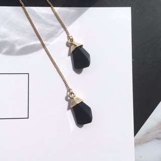 Marbled Stone Pull Through Earring(Black)