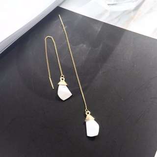 Marbled Stone Pull Through Earring(White)