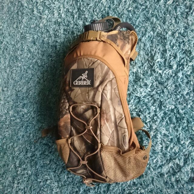 Gerber Medal Hydration Pack Mossy Oak Camo Sports Equipment Sports Games Water Sports on Carousell