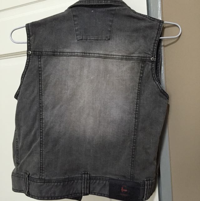 Gray Denim Vest, Women's Fashion, Bottoms, Other Bottoms on Carousell